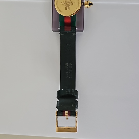 Authentic Gucci Watch Red Green Plexiglass Gold Bee Modern Luxury Designer Watch - Picture 12 of 16